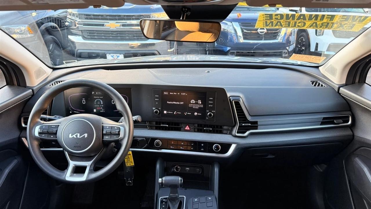 Kia Sportage LX AWD 2025