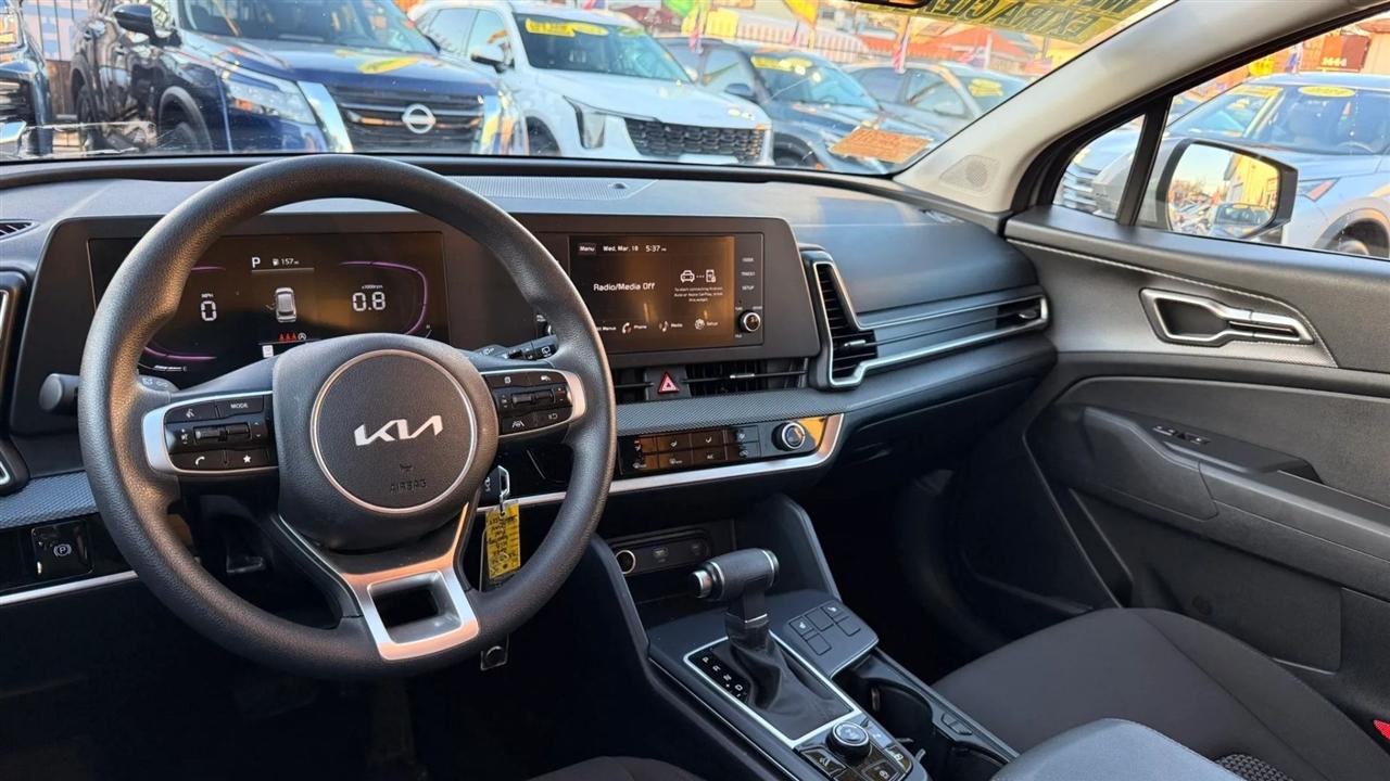 Kia Sportage LX AWD 2025