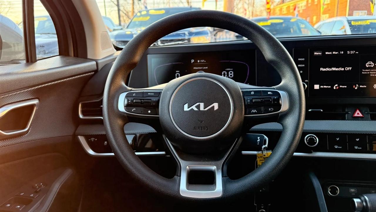 Kia Sportage LX AWD 2025
