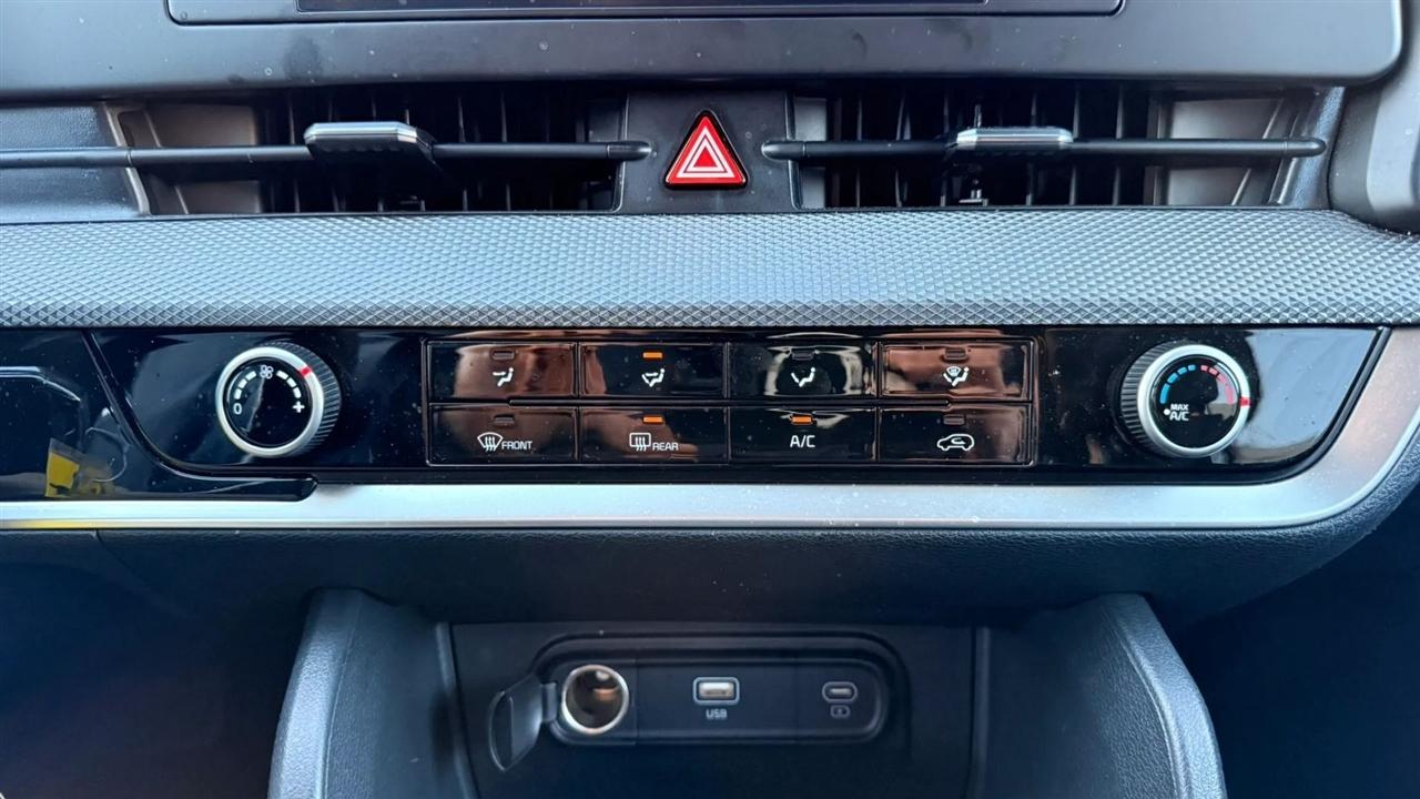 Kia Sportage LX AWD 2025