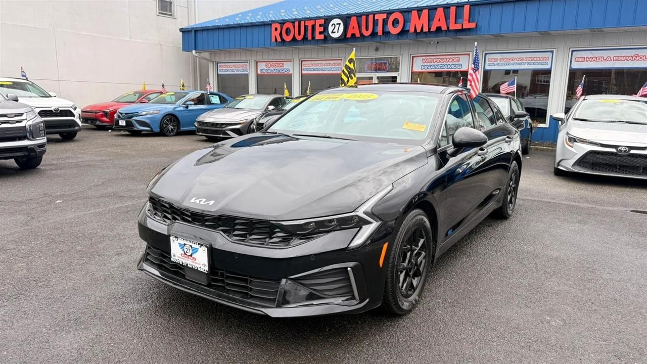 Kia K5 LXS 2025