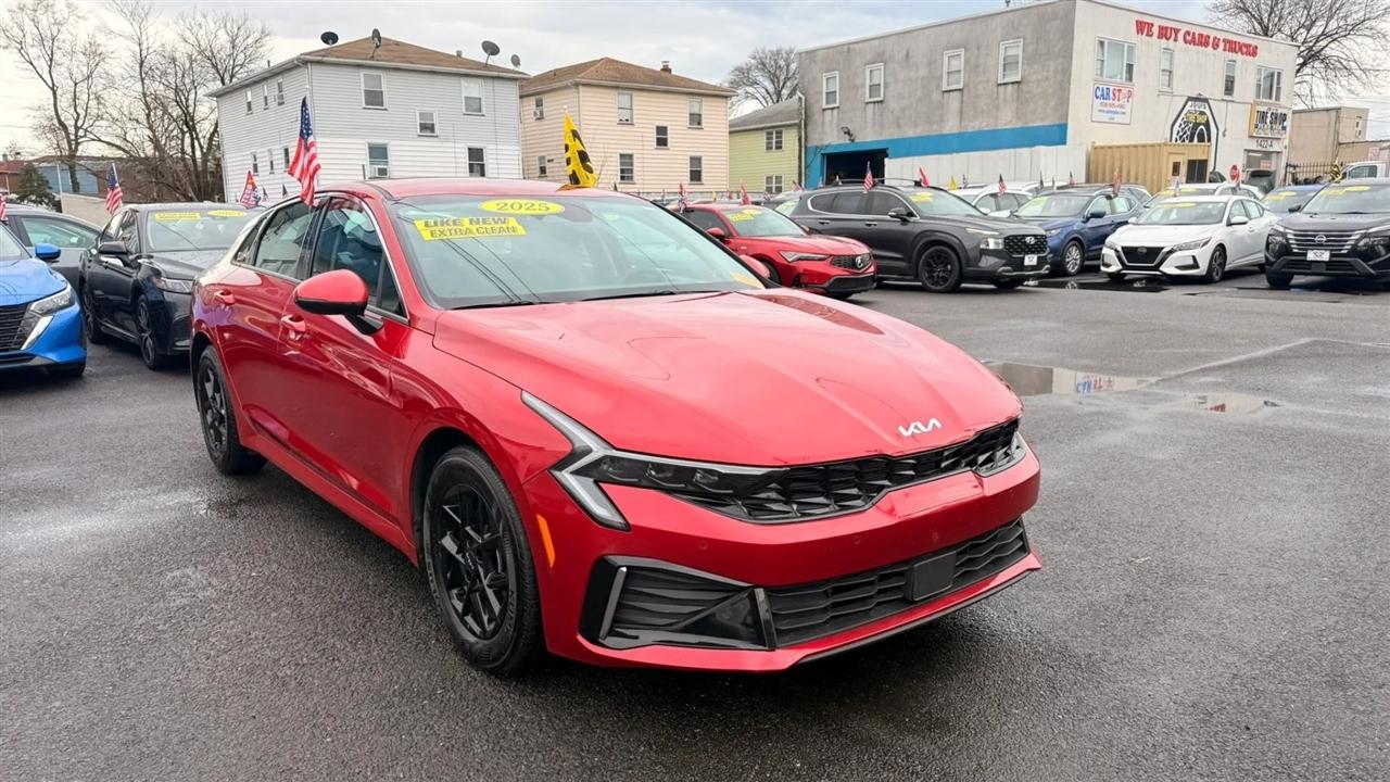 Kia K5 LXS 2025