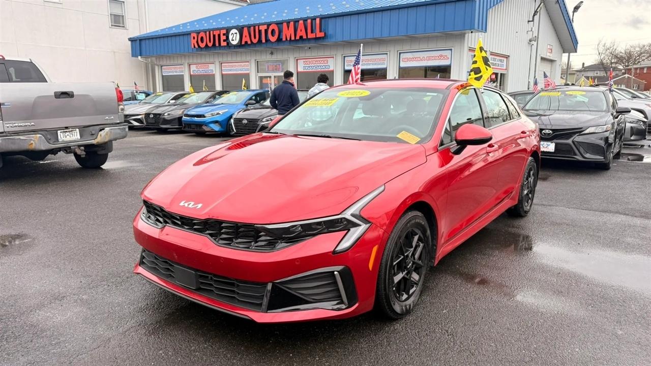 Kia K5 LXS 2025