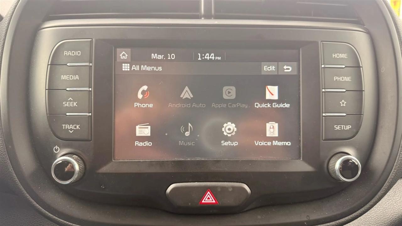 Kia Soul LX CVT 2021