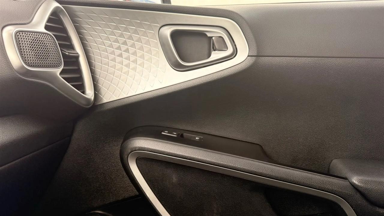 Kia Soul LX CVT 2021