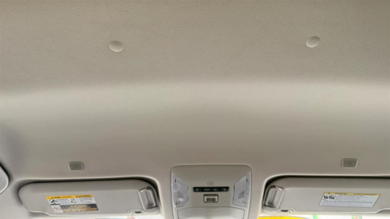 Toyota RAV4 XLE 2024