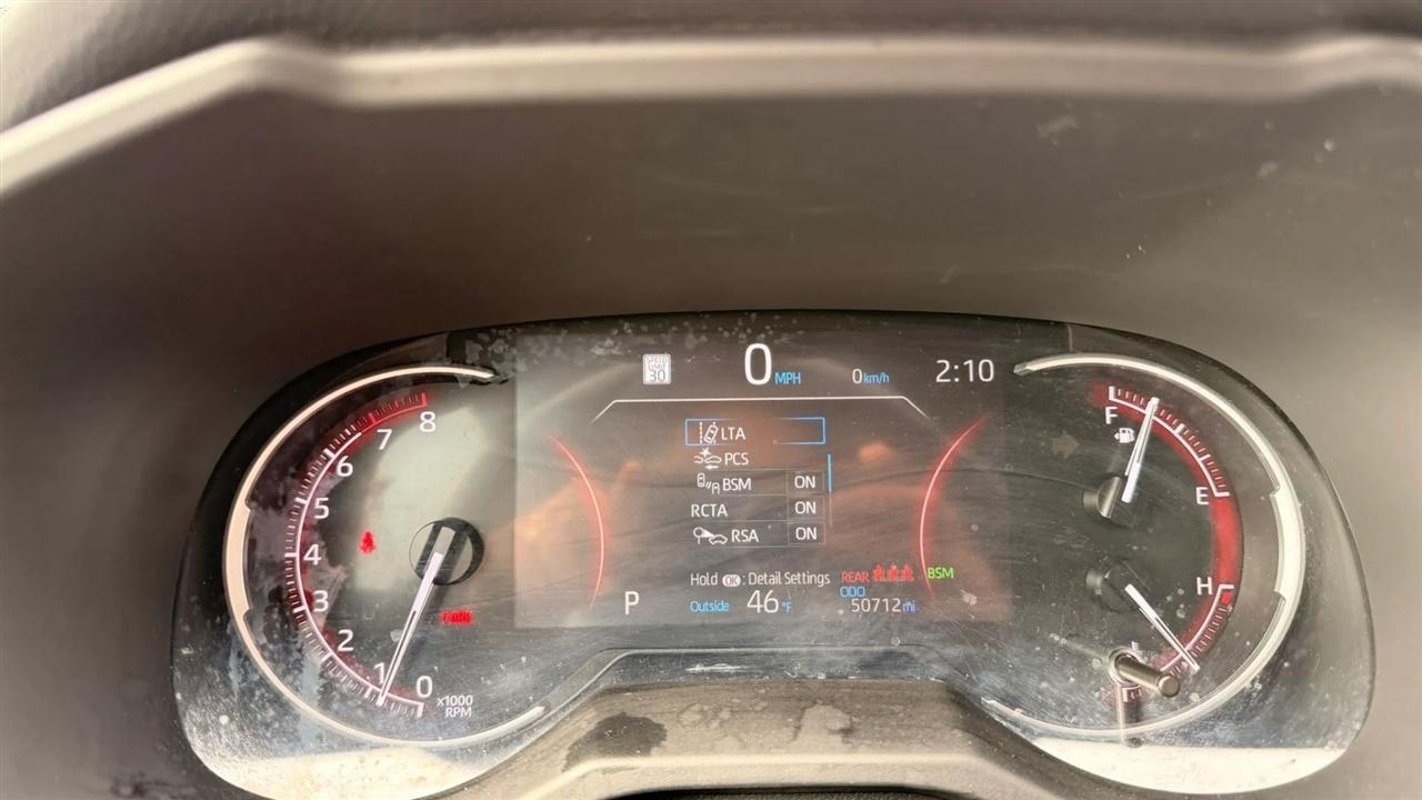 Toyota RAV4 XLE 2024