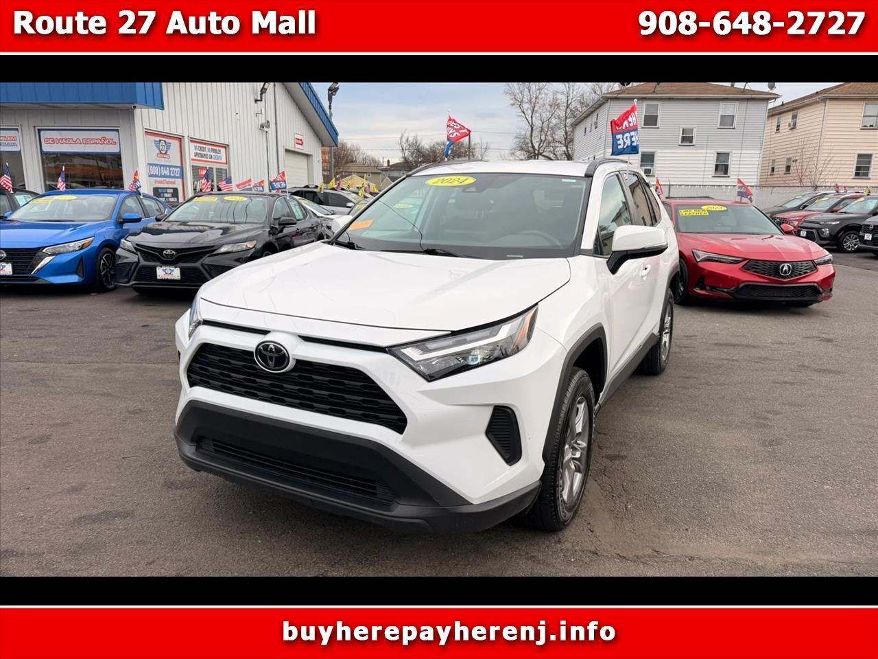 Toyota RAV4 XLE 2024