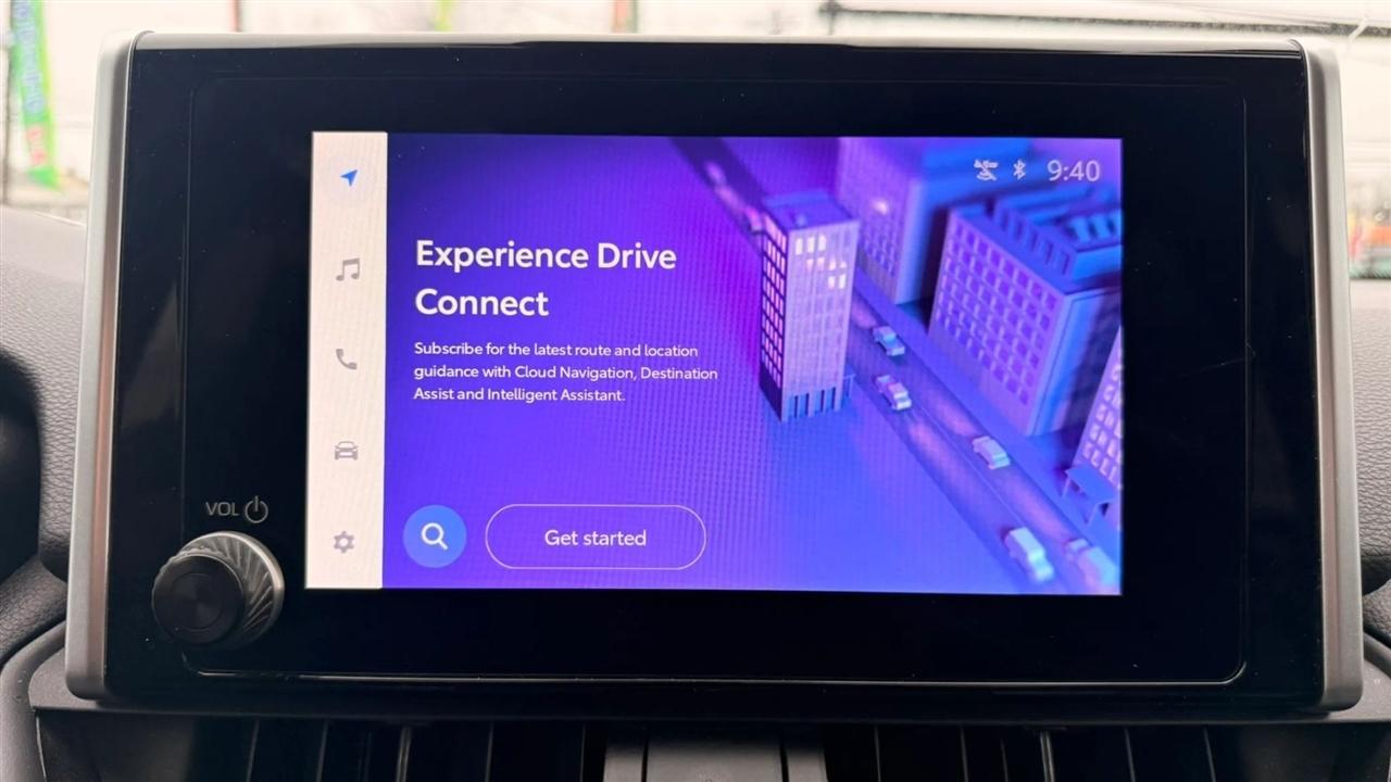 Toyota RAV4 XLE 2024