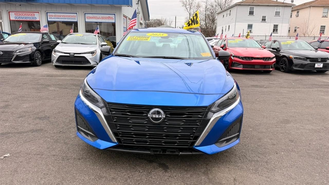 Nissan Altima 2.5 SV 2025