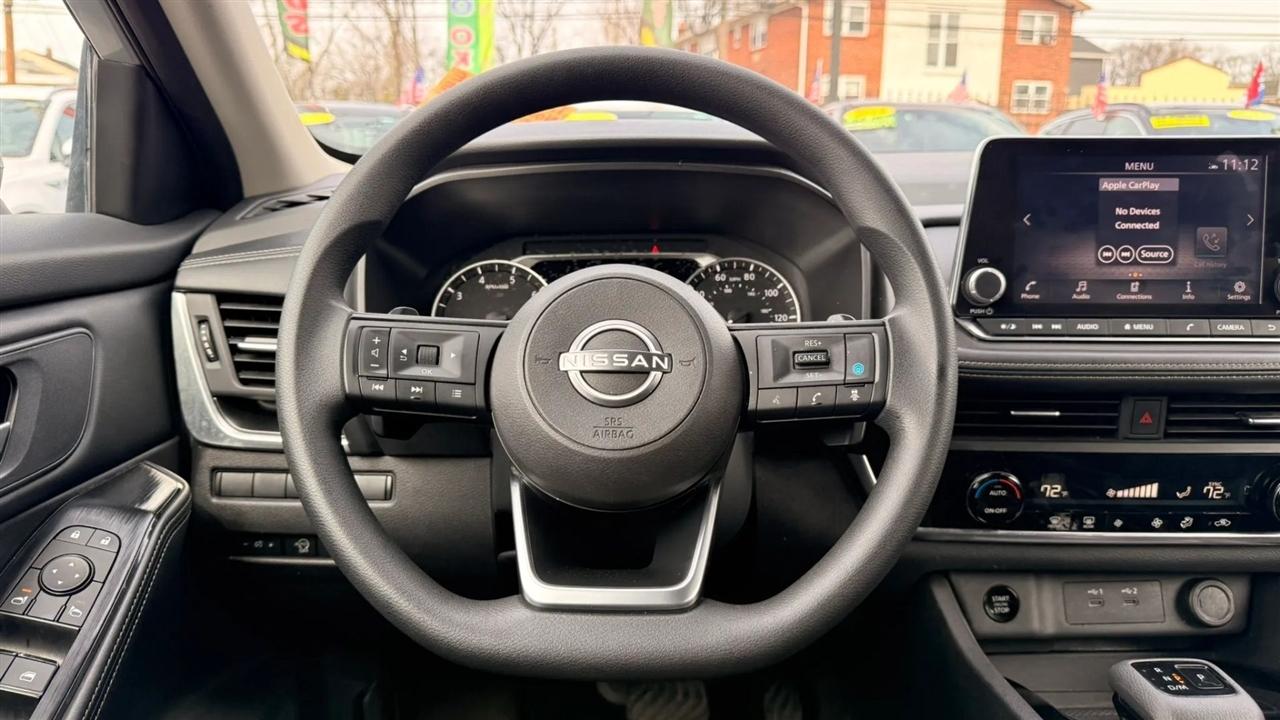 Nissan Rogue SV 2024