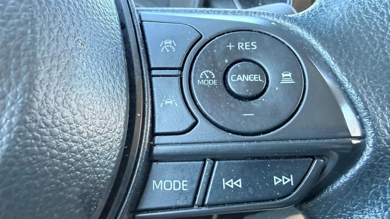 Toyota Corolla LE 2025