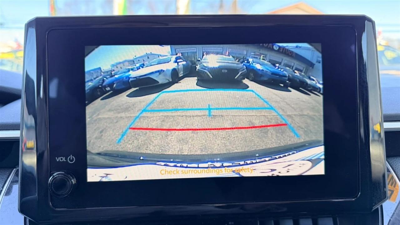 Toyota Corolla LE 2025