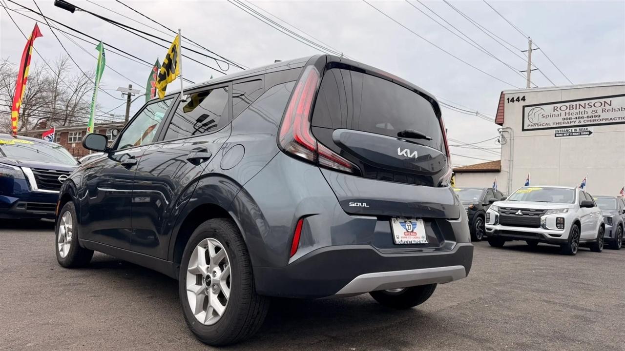 Kia Soul LX 2025