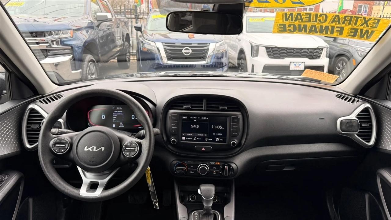 Kia Soul LX 2025