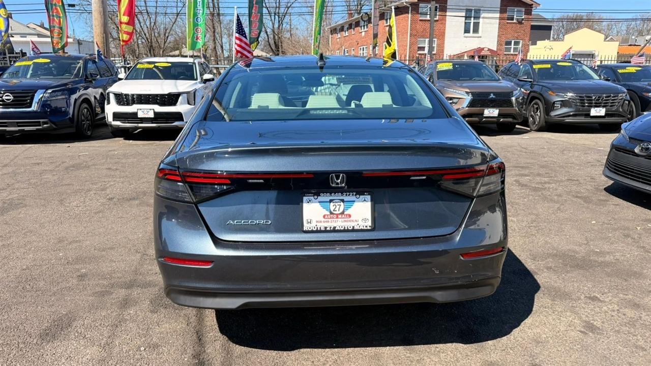 Honda Accord LX 2024