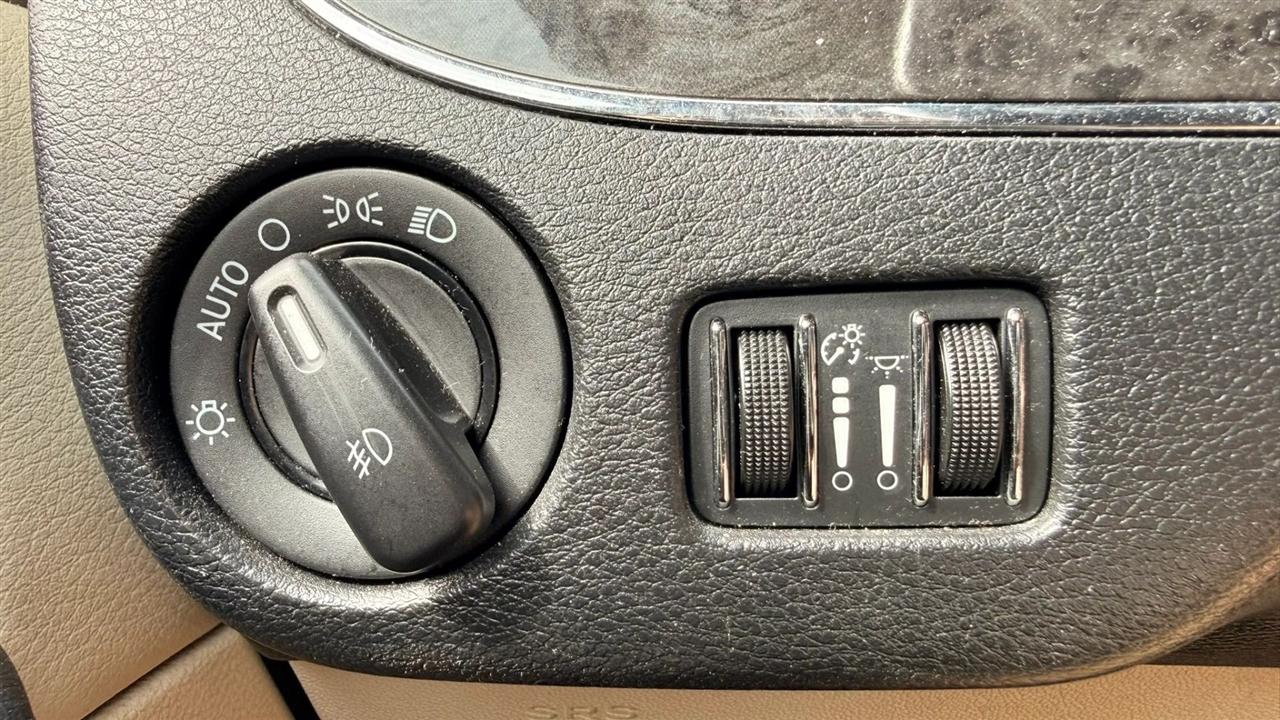 Chrysler Town & Country Touring 2012