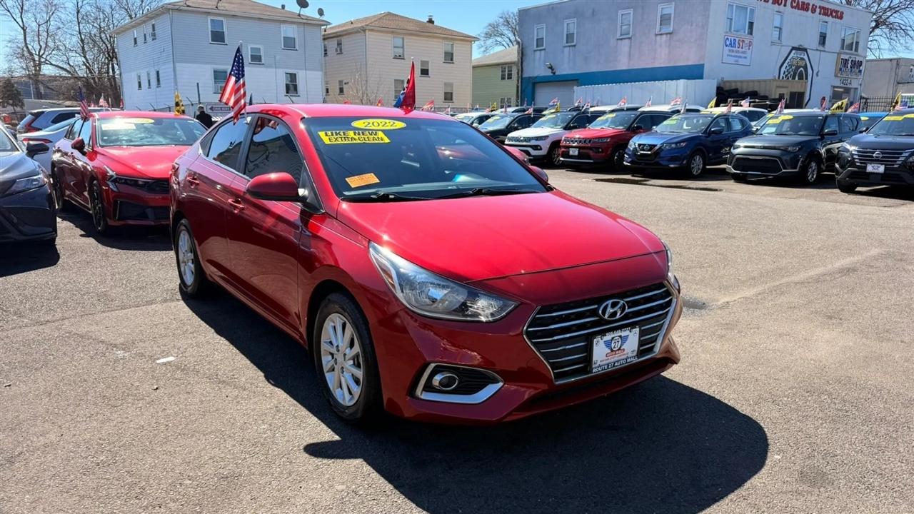 Hyundai Accent SEL 4-Door 6A 2022