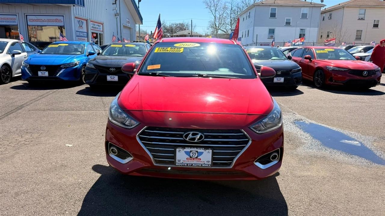 Hyundai Accent SEL 4-Door 6A 2022