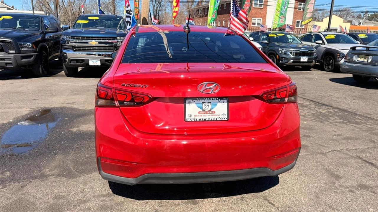 Hyundai Accent SEL 4-Door 6A 2022