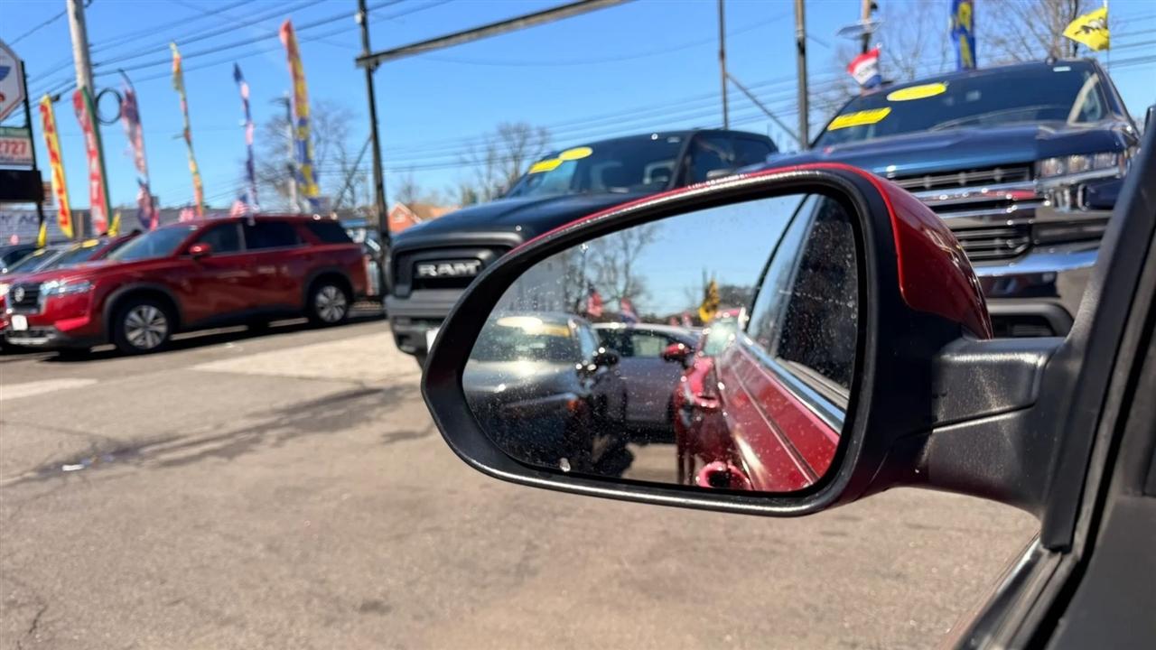 Hyundai Accent SEL 4-Door 6A 2022