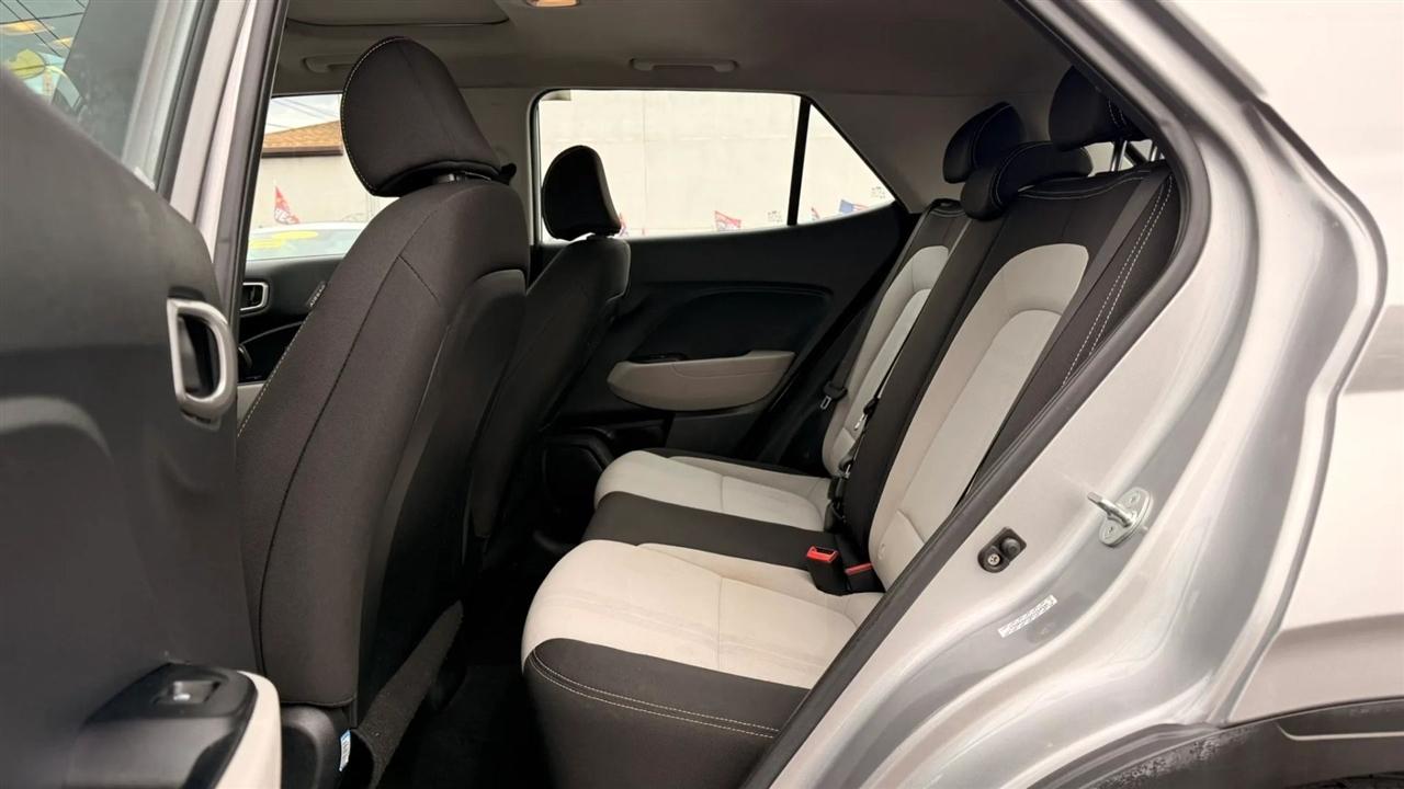 Hyundai Venue SEL 2023