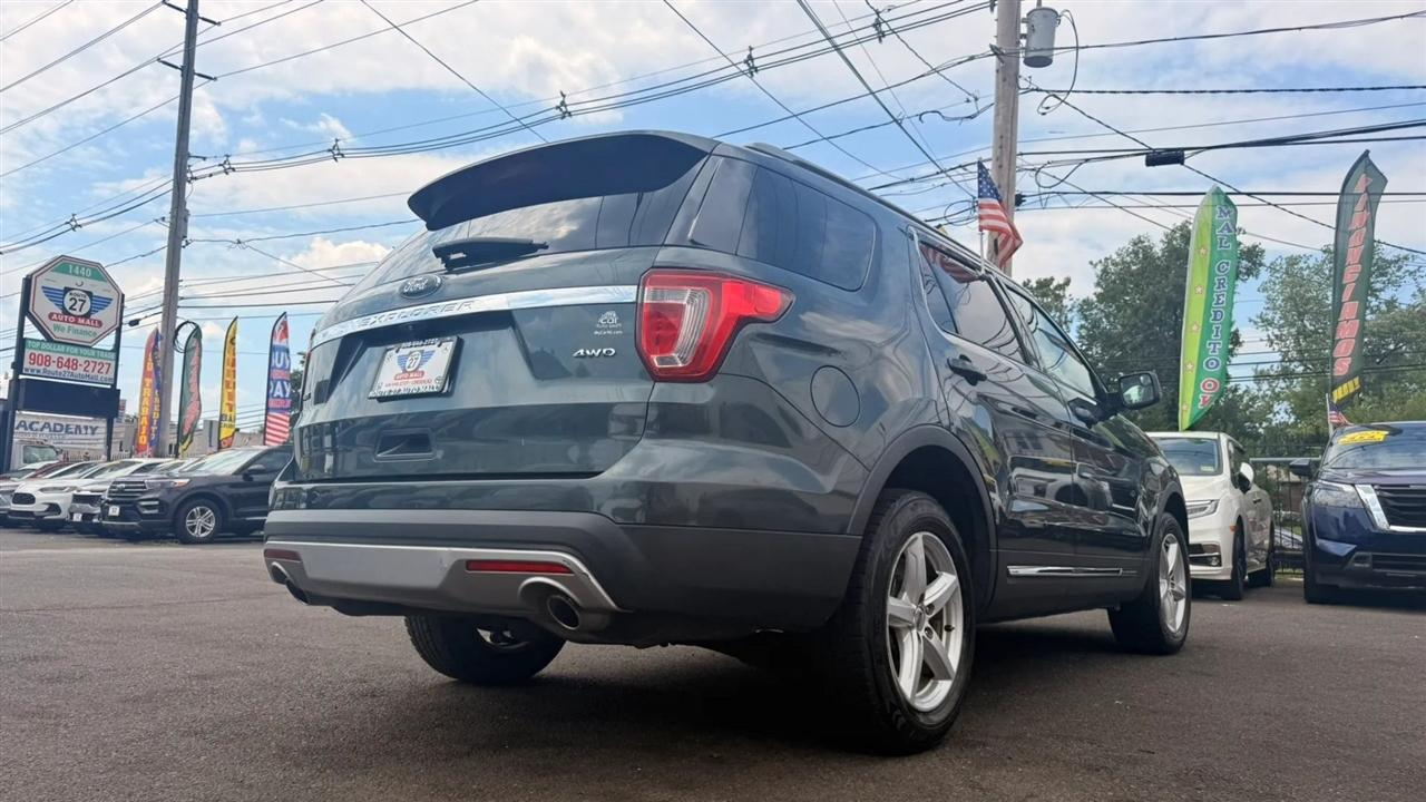 Ford Explorer XLT 4WD 2016