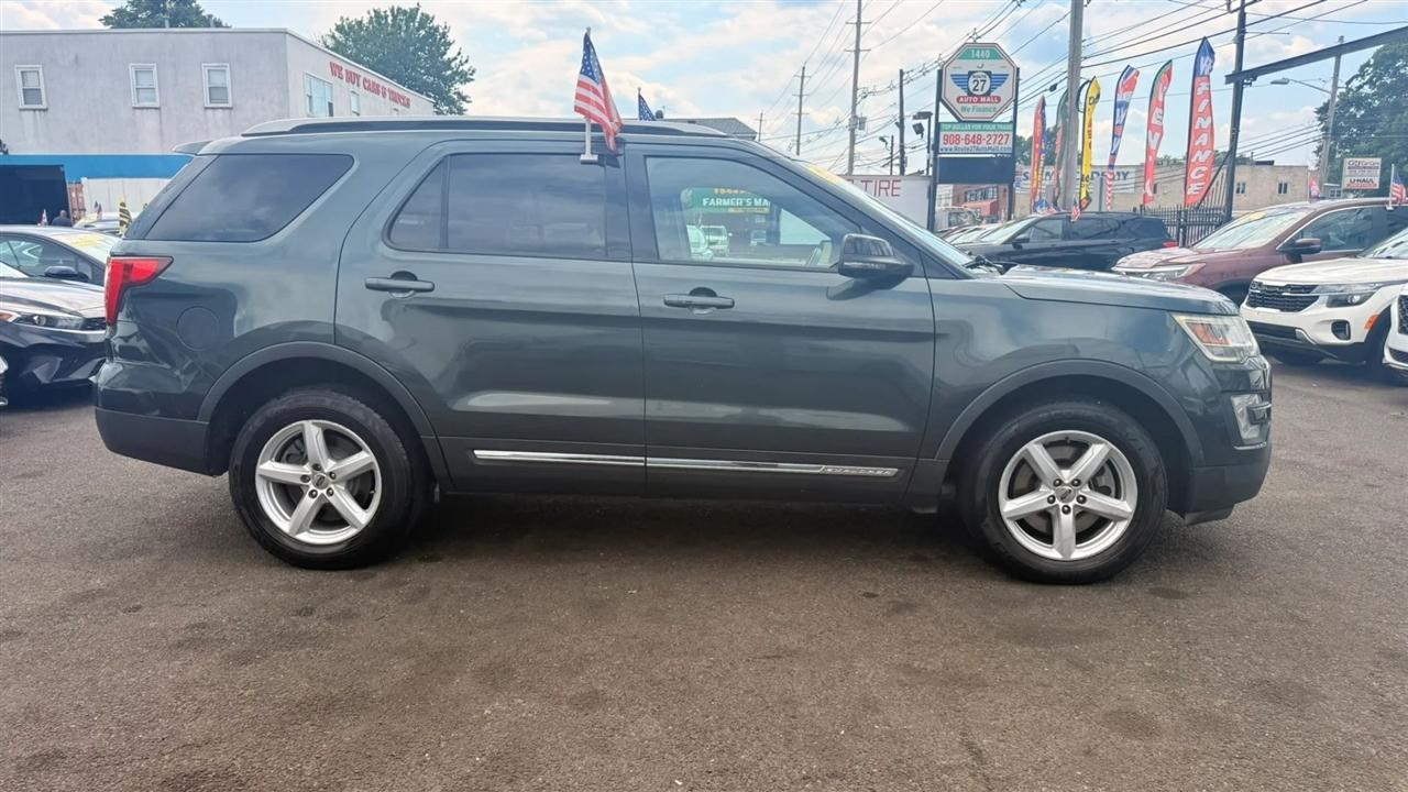 Ford Explorer XLT 4WD 2016