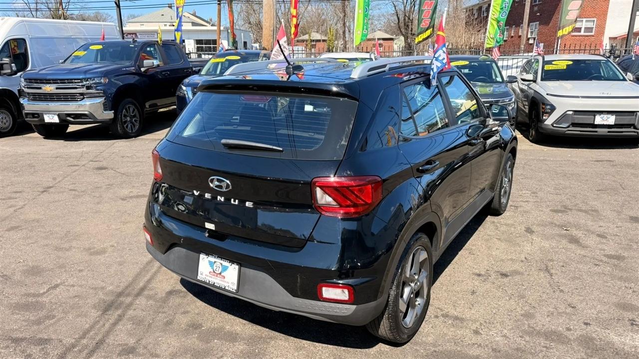Hyundai Venue SEL 2025