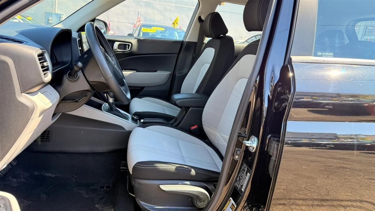 Hyundai Venue SEL 2025