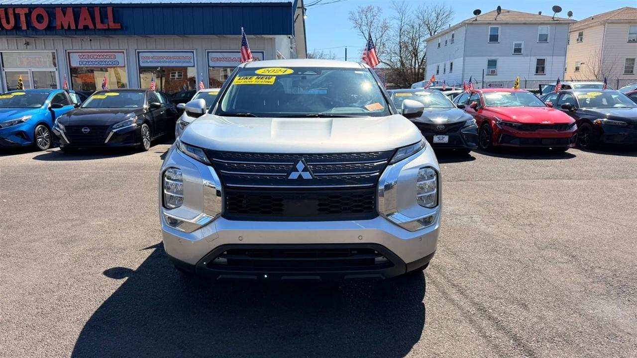 Mitsubishi Outlander SE 2WD 2024