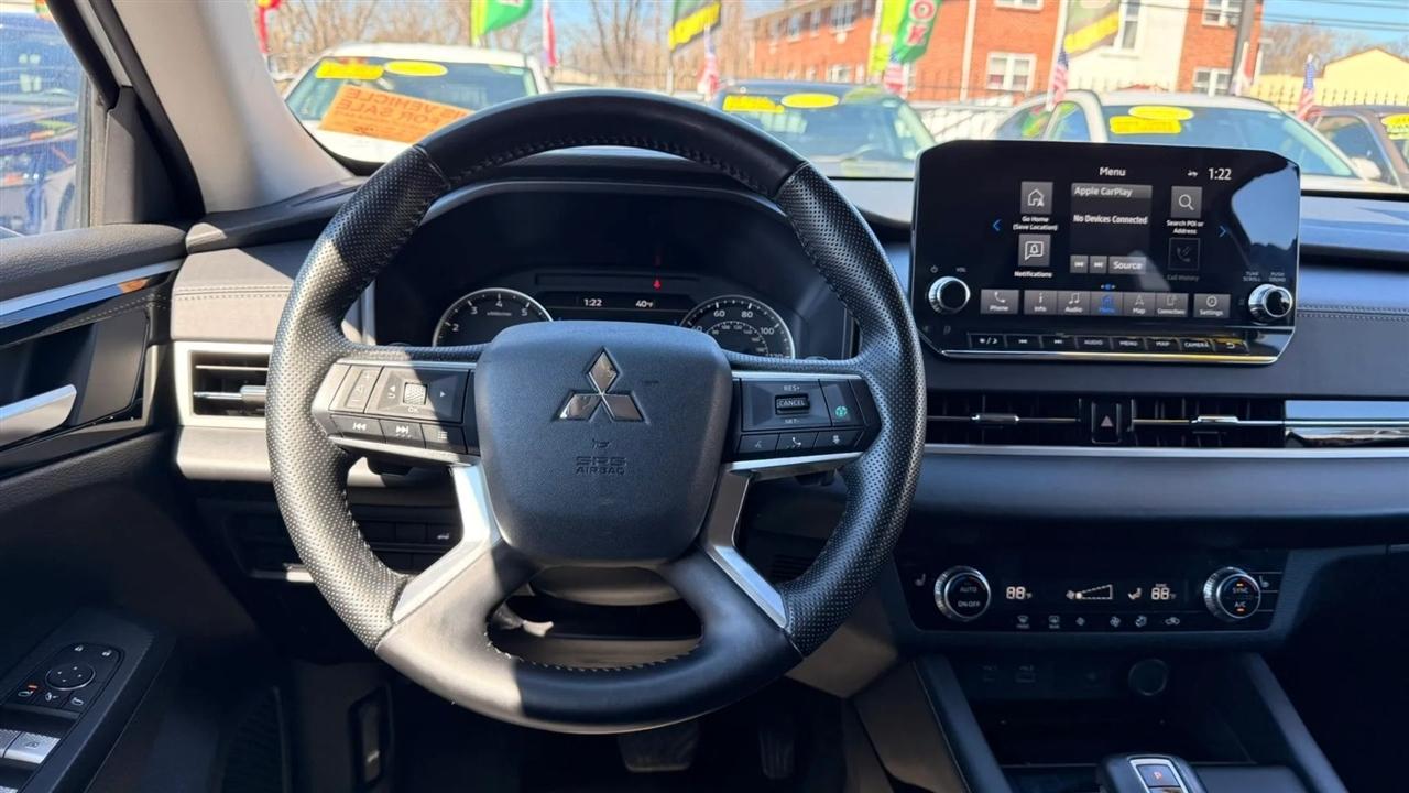 Mitsubishi Outlander SE 2WD 2024