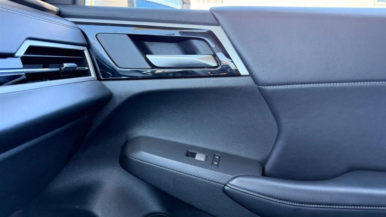 Mitsubishi Outlander SE 2WD 2024