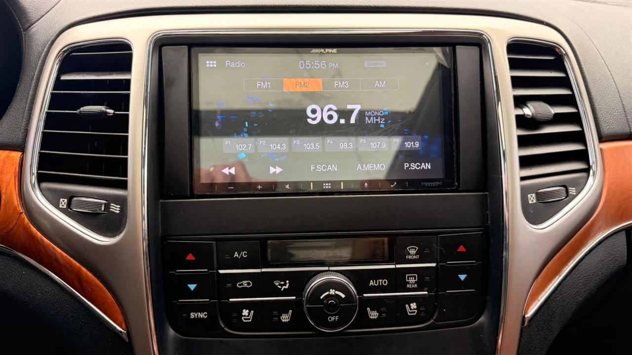 Jeep Grand Cherokee Overland 4WD 2011