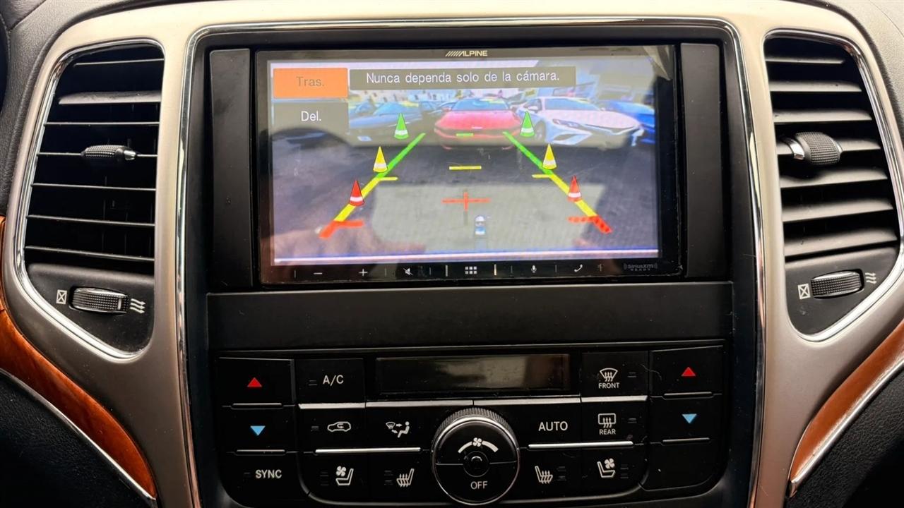 Jeep Grand Cherokee Overland 4WD 2011