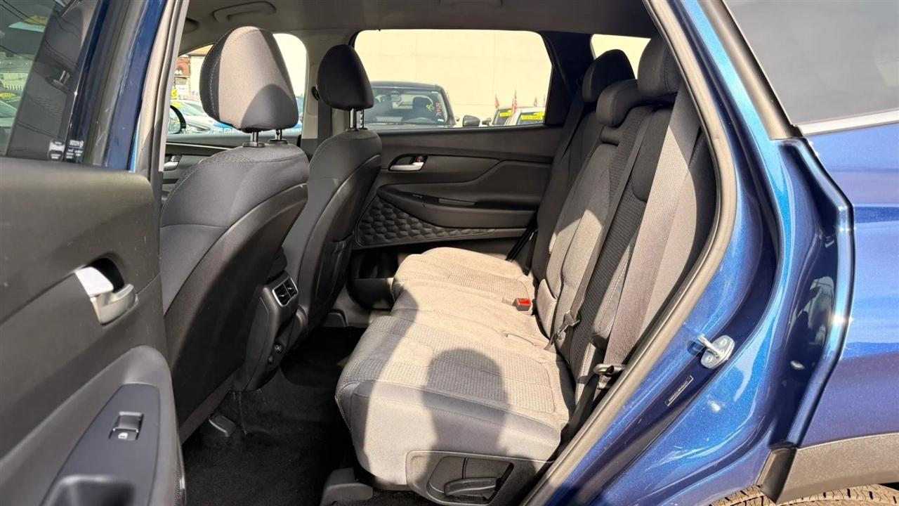 Hyundai Santa Fe SEL AWD 2023