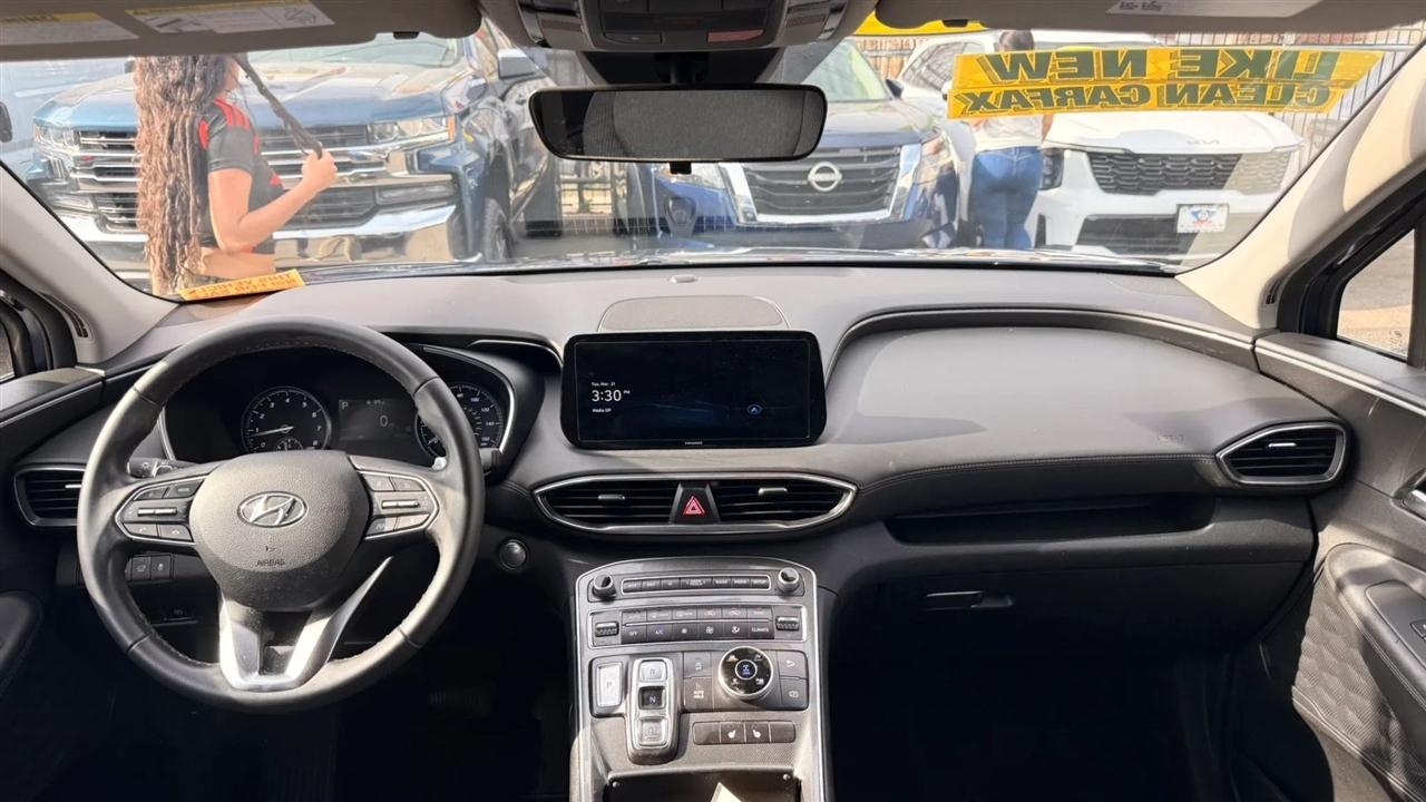 Hyundai Santa Fe SEL AWD 2023