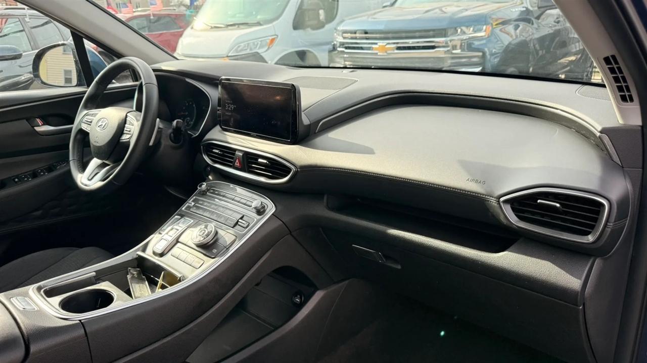 Hyundai Santa Fe SEL AWD 2023