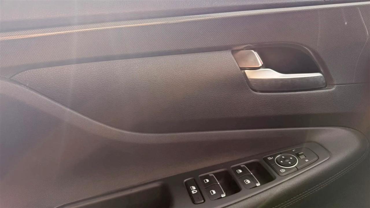 Hyundai Santa Fe SEL AWD 2023