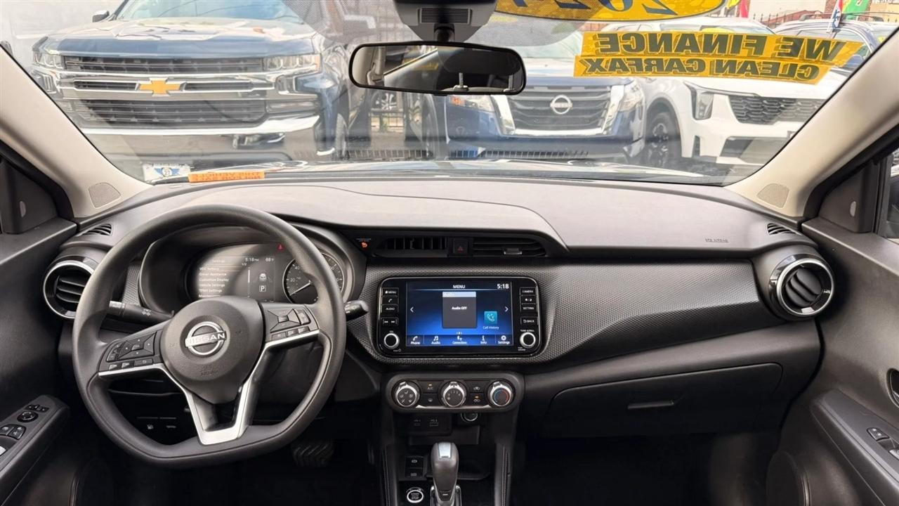 Nissan Kicks SV 2024