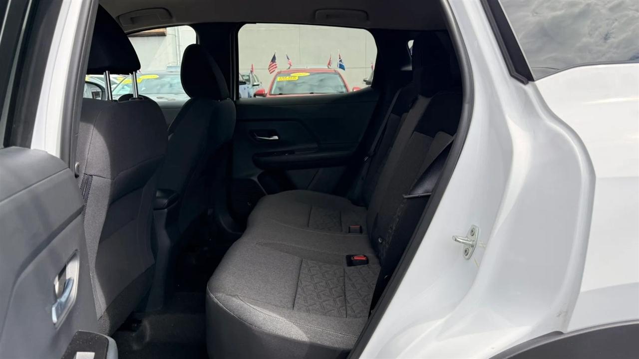 Nissan Kicks SV 4WD 2025