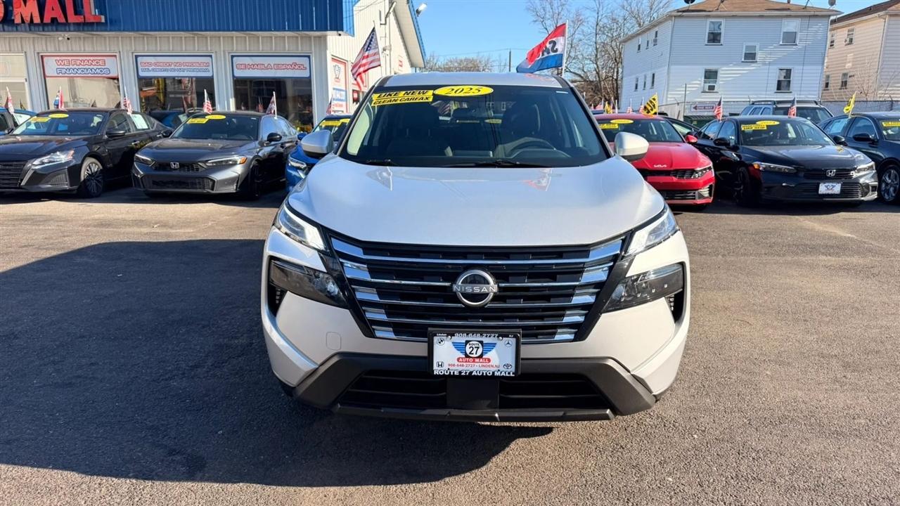 Nissan Rogue SV AWD 2025