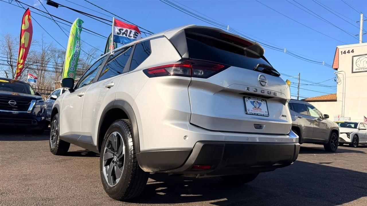 Nissan Rogue SV AWD 2025