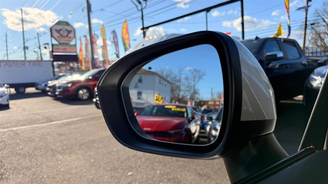 Nissan Rogue SV AWD 2025