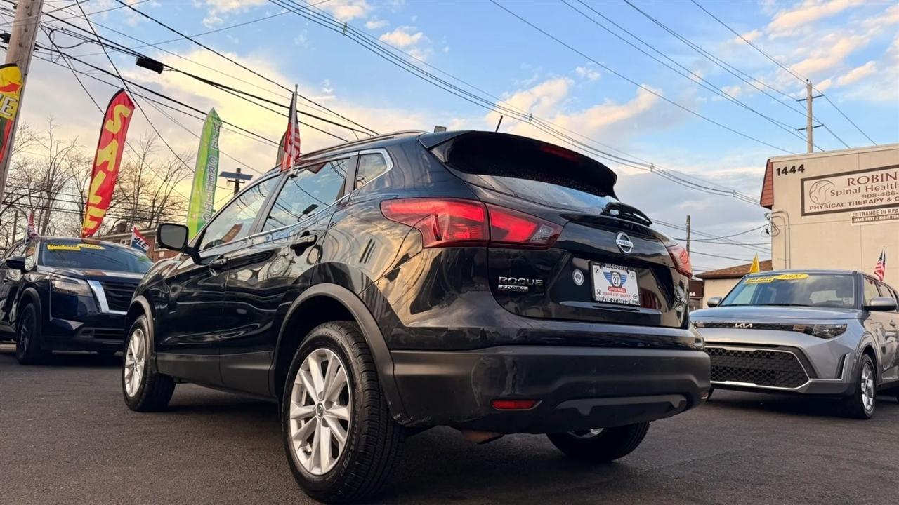 Nissan Rogue Sport SV AWD 2018