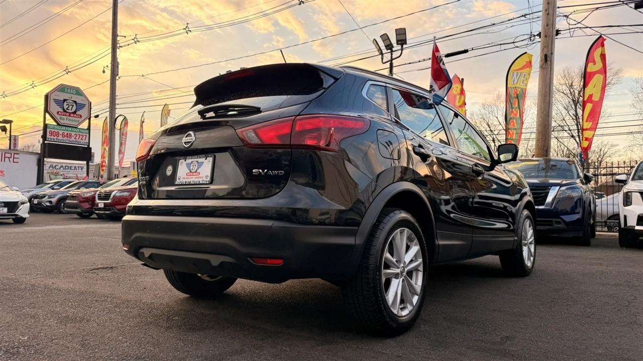 Nissan Rogue Sport SV AWD 2018