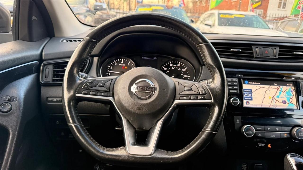 Nissan Rogue Sport SV AWD 2018