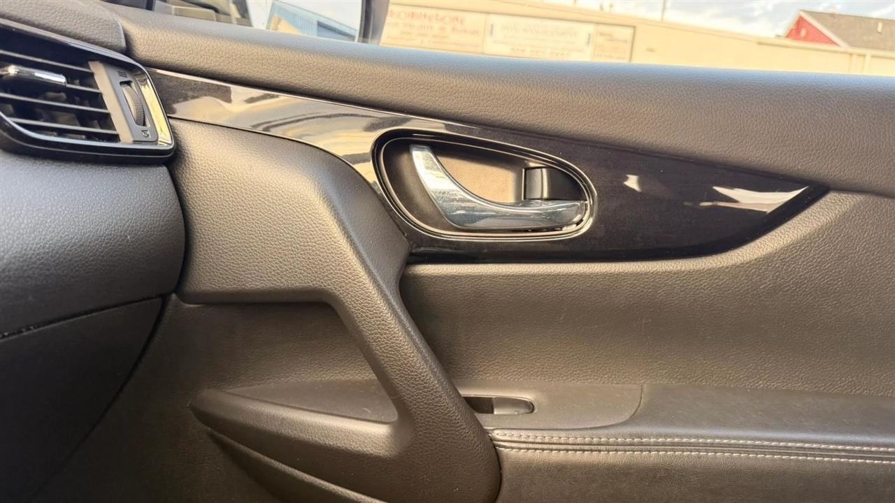 Nissan Rogue Sport SV AWD 2018