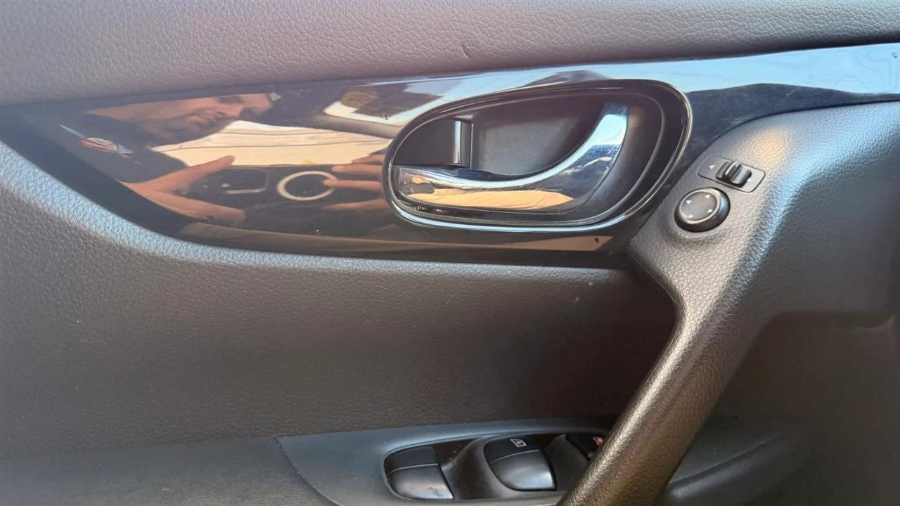 Nissan Rogue Sport SV AWD 2018