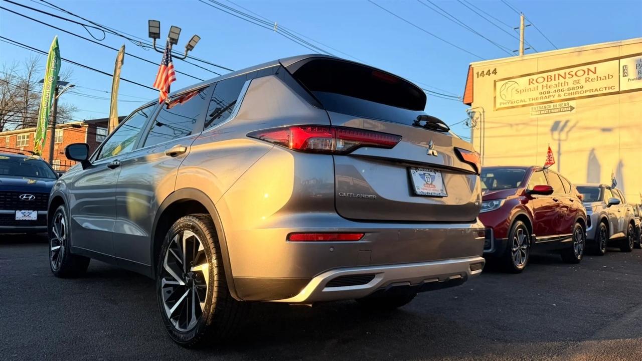 Mitsubishi Outlander SE 4WD 2024